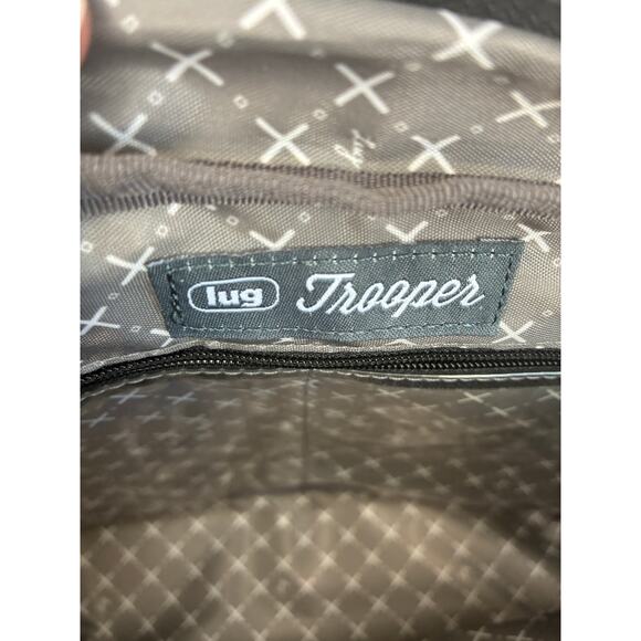 Lug Trooper Nylon Crossbody Gray Purse Travel Bag Water Bottle Pockets Work - Picture 4 of 15